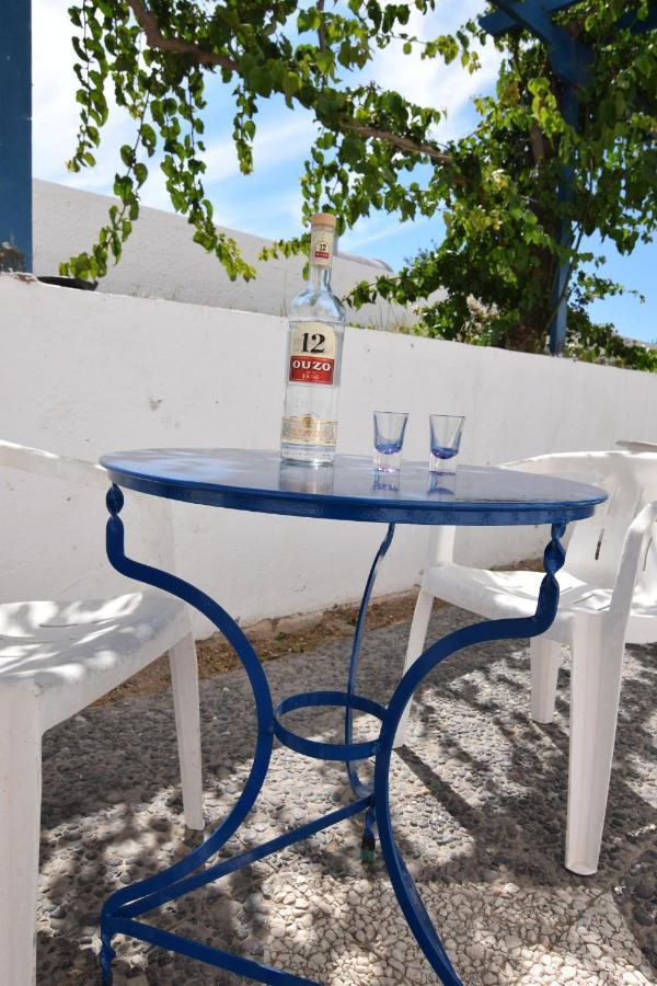 Thalassitis Coastal Apartments ペリヴォラス エクステリア 写真