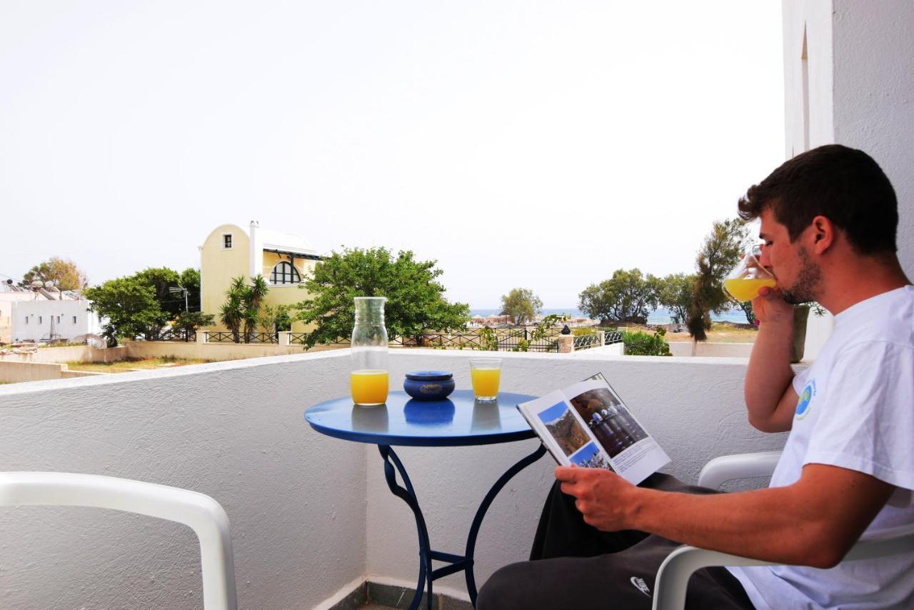 Thalassitis Coastal Apartments ペリヴォラス エクステリア 写真