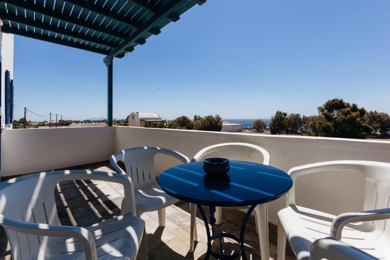 Thalassitis Coastal Apartments ペリヴォラス エクステリア 写真