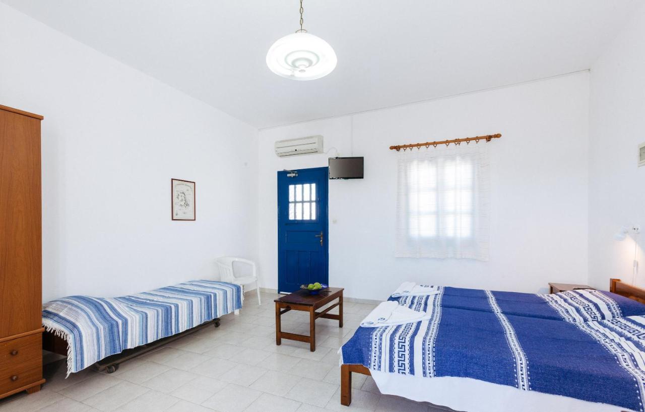 Thalassitis Coastal Apartments ペリヴォラス エクステリア 写真