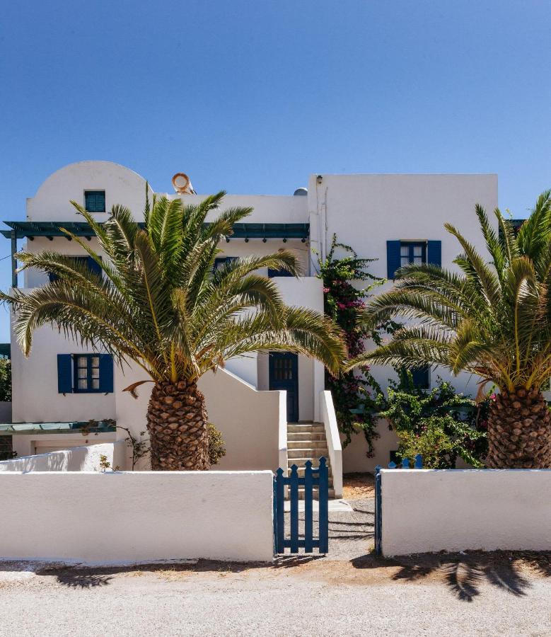Thalassitis Coastal Apartments ペリヴォラス エクステリア 写真