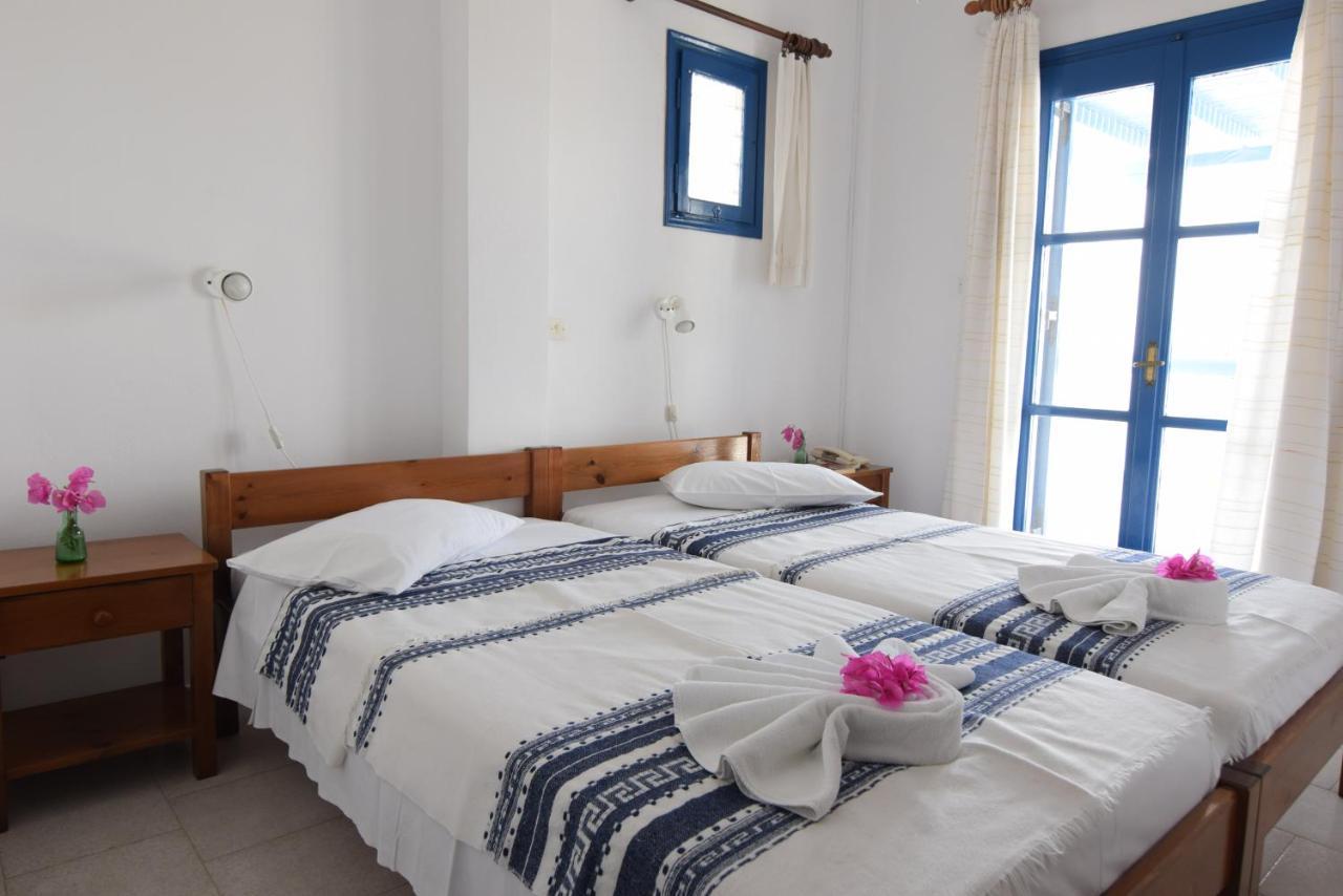 Thalassitis Coastal Apartments ペリヴォラス エクステリア 写真